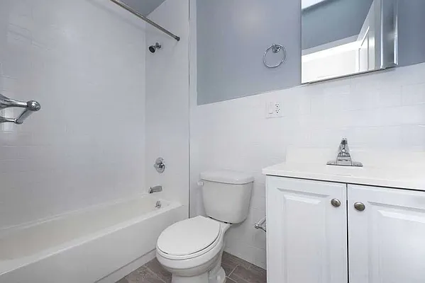 Rented by Bold New York | media 24