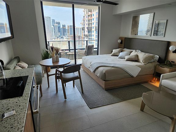 3rd image of 601 NE 1st Ave #2812