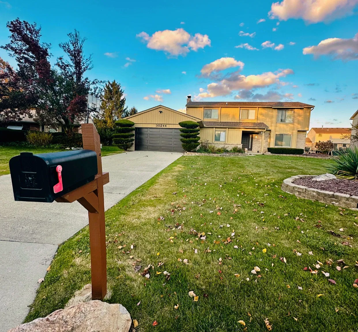 30244 Southampton Ln — Photo 1