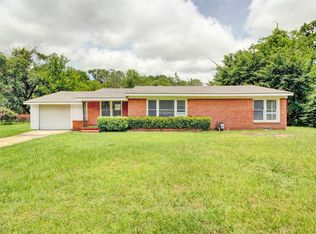 108 W Clinton Ave, Athens, TX 75751