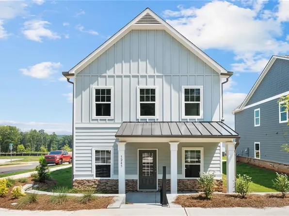 5245 Gainesville St, Flowery Branch, GA 30542