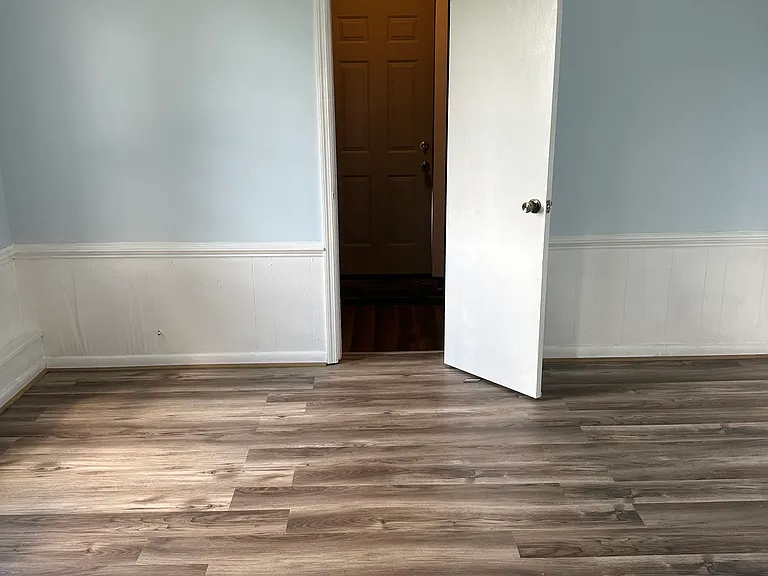 140 E Circle Dr — Photo 3