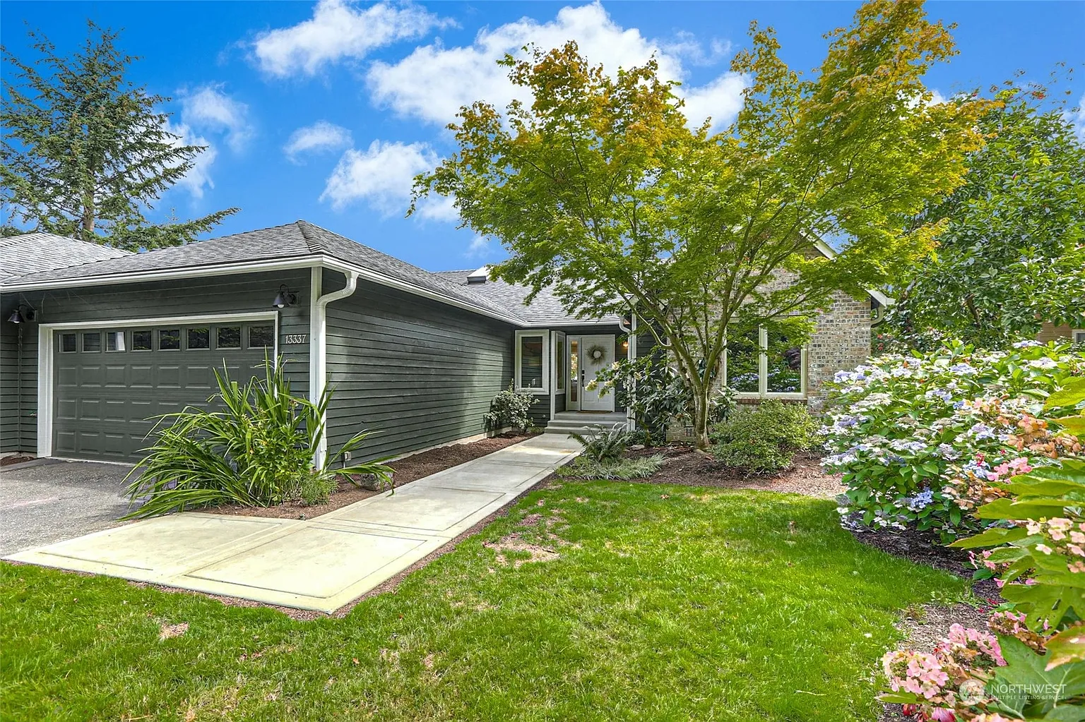 13337 NE 147th Place photo 1