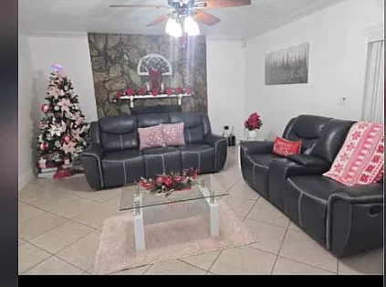 3 bed, 1600 sqft, $2,500 — Photo 2