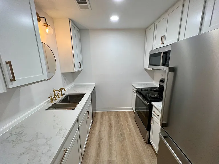 3840 Overbrook Dr #12 — Photo 8