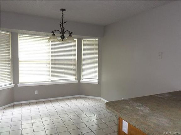 5th image of 7709 S Juniper Pl