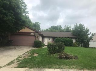 5915 Hinsdale Ln, Fort Wayne, IN 46835