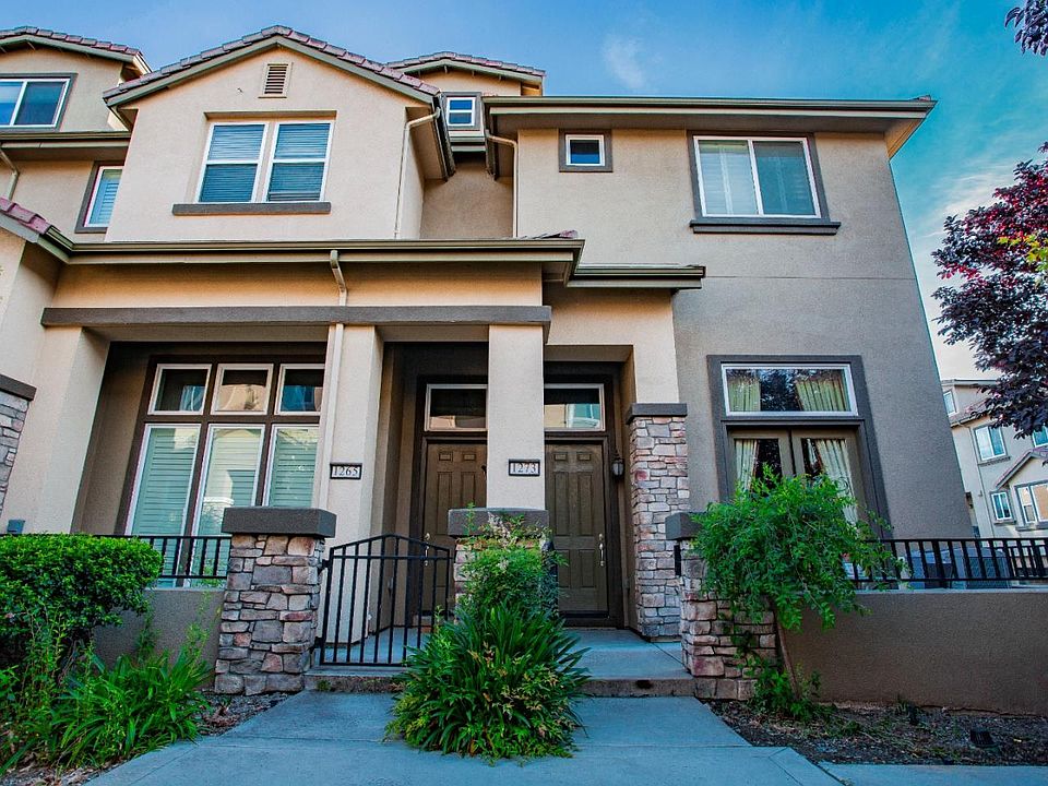 1st image of 1273 Avenida Benito