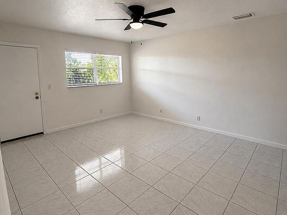 5th image of 2801 Albatross Rd