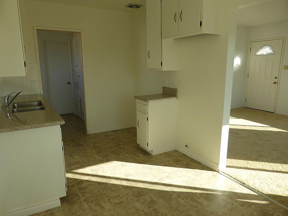 4th image of 3541 W 170th St