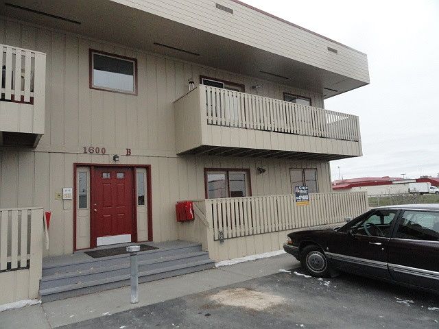 1st image of 1600 Washington Dr