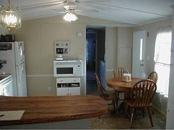 2nd image of 21 Mayflower Dr