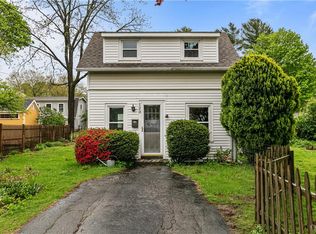123 Meadow Ave, South Kingstown, RI 02879