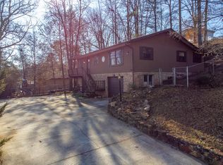 160 Lakeview Dr, Franklin, NC 28734