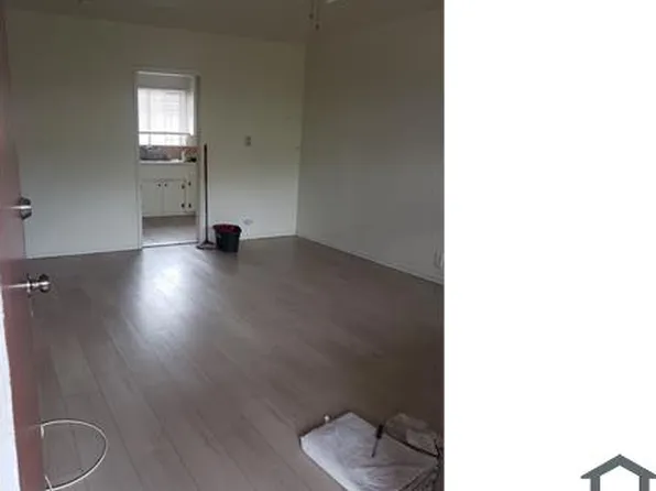 1101 1/2 W 94th St, Los Angeles, CA 90044