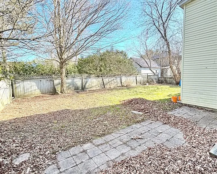 128 Gill St — Photo 6