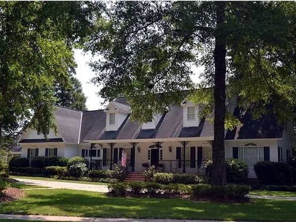 2101 Marchfield Dr E, Mobile, AL 36693