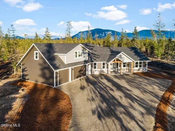 11855 E Sedgwick Ln, Athol, ID 83801