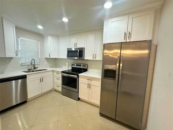 2420 Deer Creek Country Club Blvd APT 306, Deerfield Beach, FL 33442
