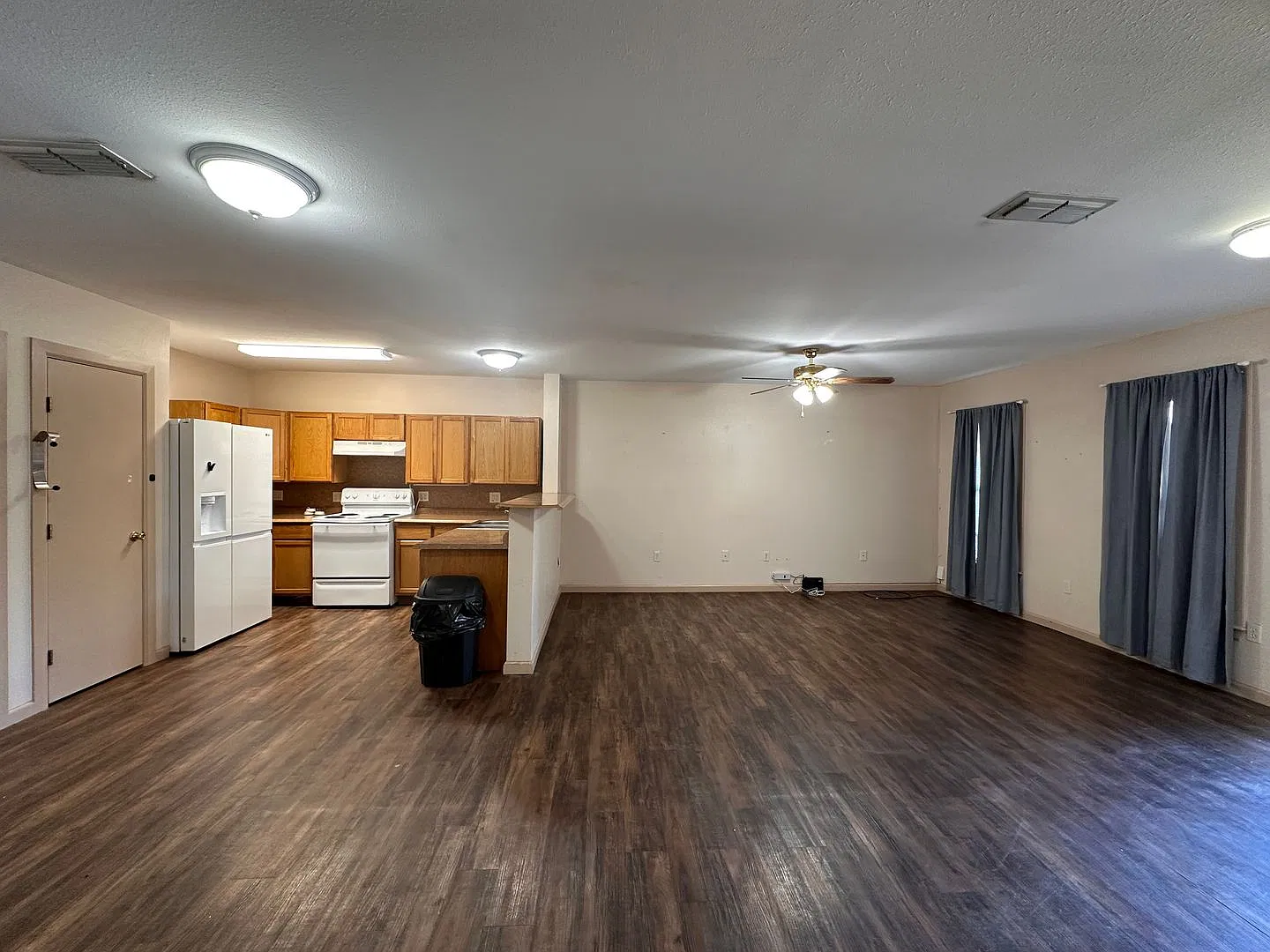 411 Sunrise Dr — Photo 3