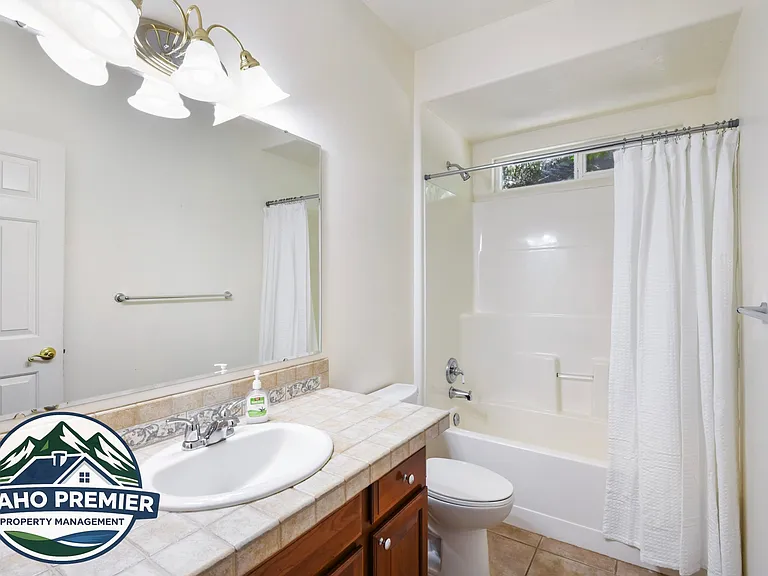 418 E Trailside Dr — Photo 23