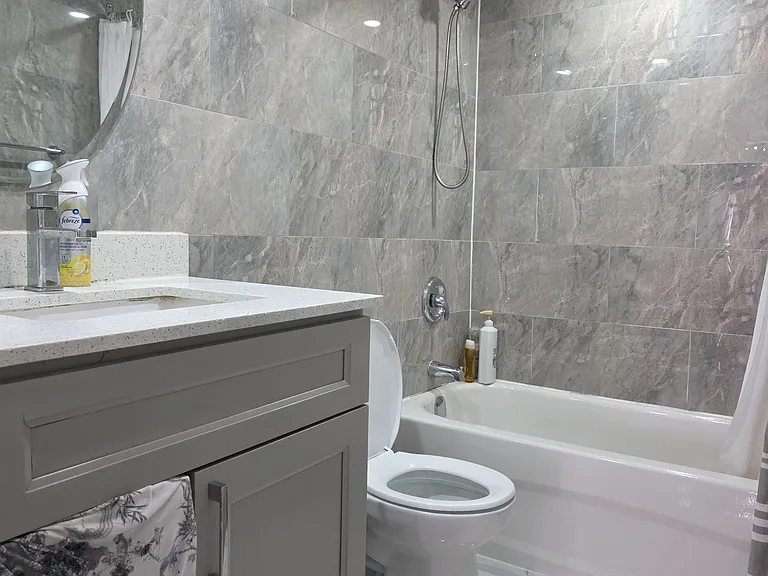 2470 Eglinton Ave W #1203 — Photo 14