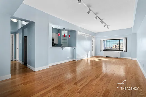 Rented by The Agency | media 1
