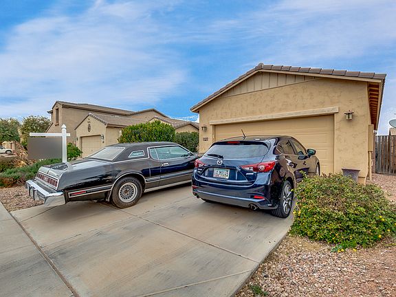 2nd image of 41312 W Parkhill Dr