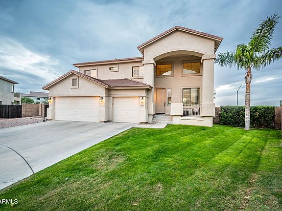 3rd image of 5702 N Laguna Dr
