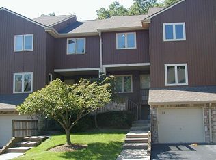 28 Bond St, Bridgewater, NJ 08807