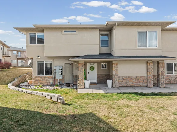 6633 W Yellow Poppy Dr, West Jordan, UT 84081