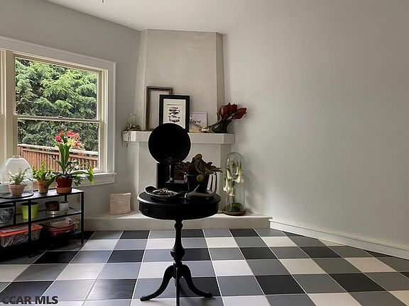 2nd image of 1343 Penrose Cir