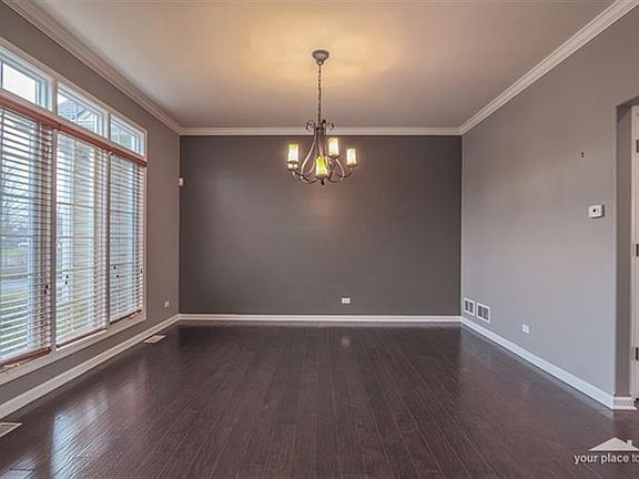 5th image of 4N568 N Robert Frost Cir