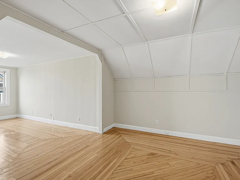 749 Clayton St #747 — Photo 34