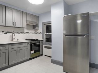 84-37 171st St FLOOR 2, Jamaica, NY 11432