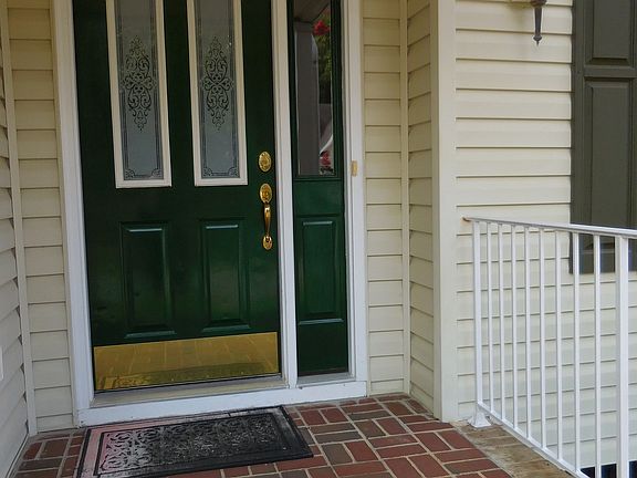 2nd image of 5112 Thomas Ct
