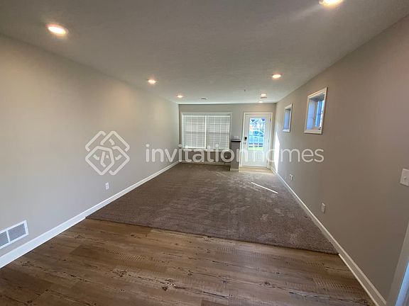 2nd image of 10946 Zest St NE Suite A