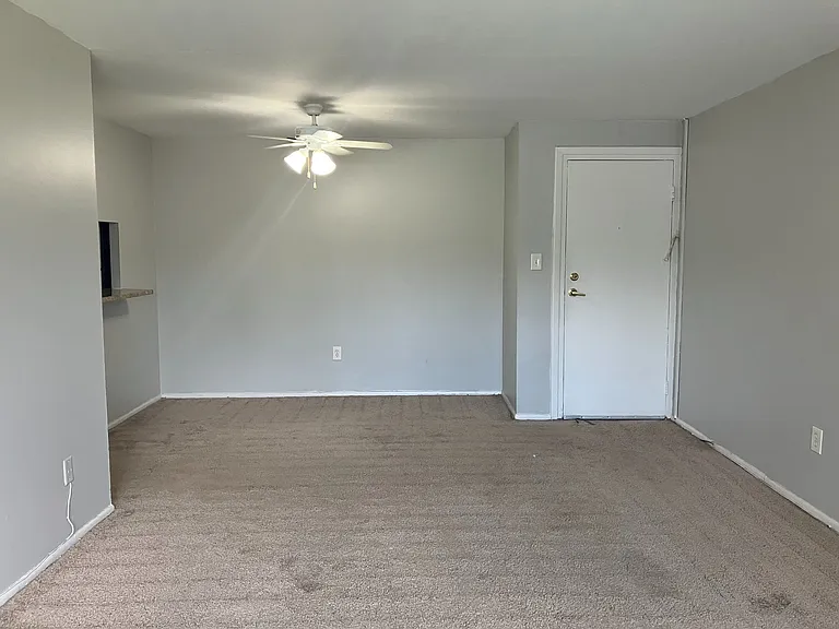 Valley York Apartments — Photo 51