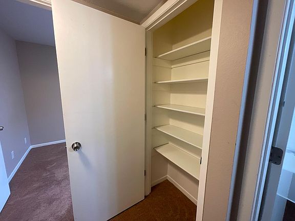 5th image of 1311 N Dakota Ave Unit 4