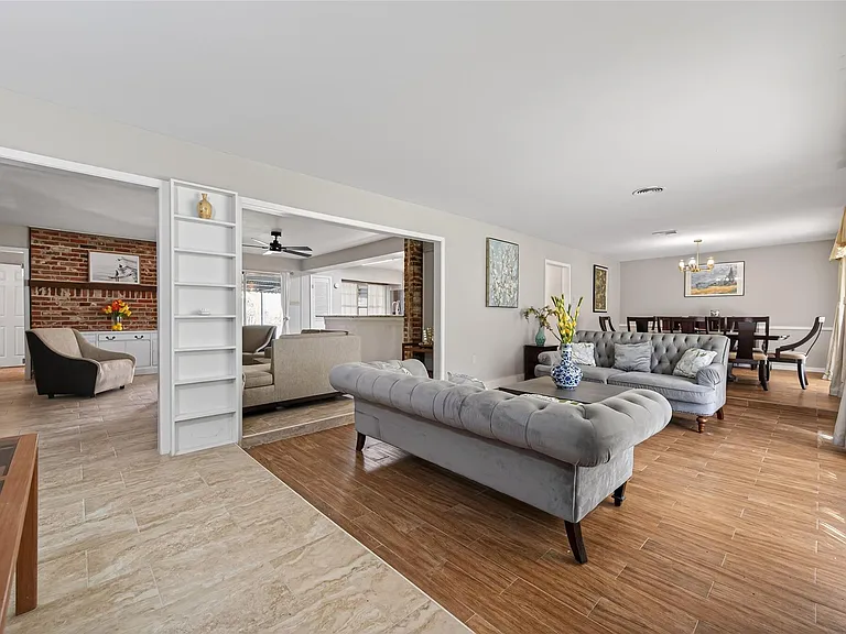 9310 Cliffwood Dr — Photo 4