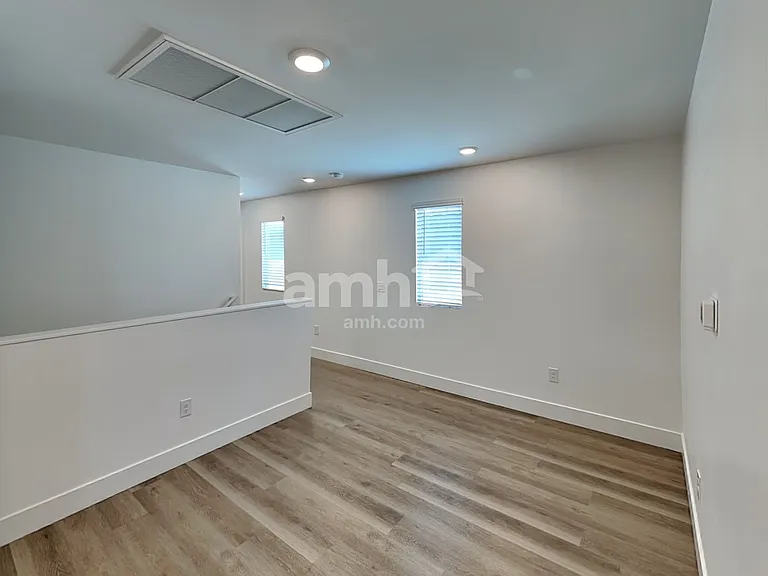 9635 E Harkes Dr — Photo 7