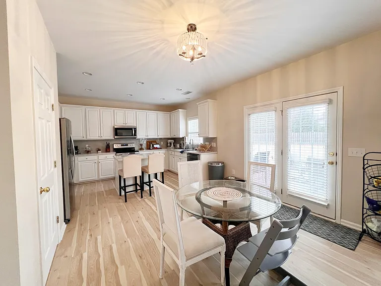 514 Adeline Ct — Photo 18