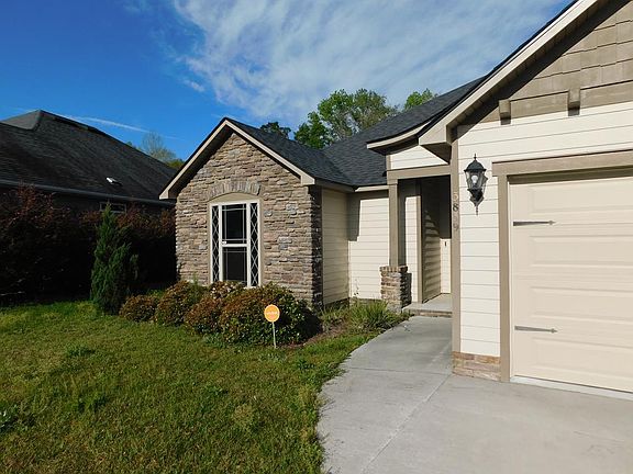 2nd image of 3839 Napa Dr