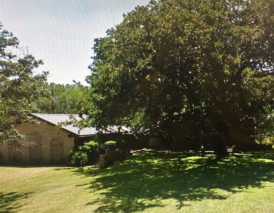 1st image of 625 E Royal Oaks Dr