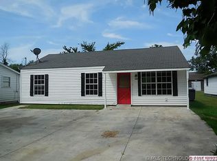 330 N 2nd St, Sperry, OK 74073
