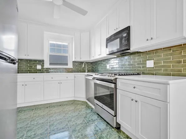 118-07 Beach Channel Drive image 6 of 28