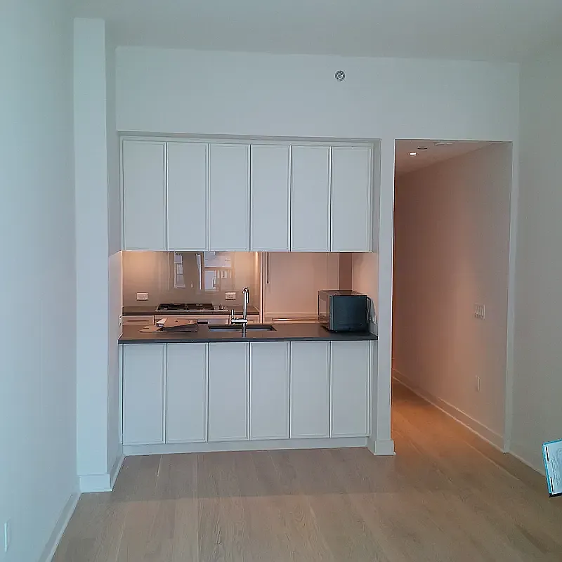 160 East 22nd Street — Photo 2
