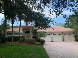 6041 NW 63rd Pl, Pompano Beach, FL 33067