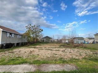 4742 Haydel St, New Orleans, LA 70126