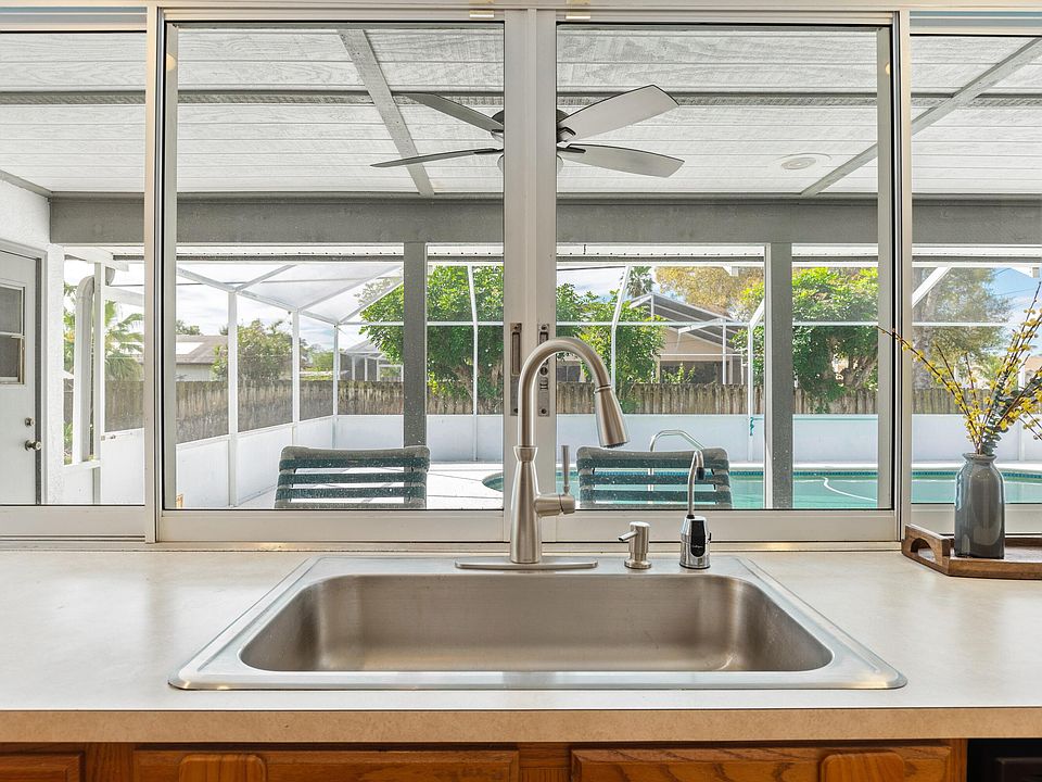 896 SW Nichols Terrace, Port Saint Lucie, FL 34953 | Zillow